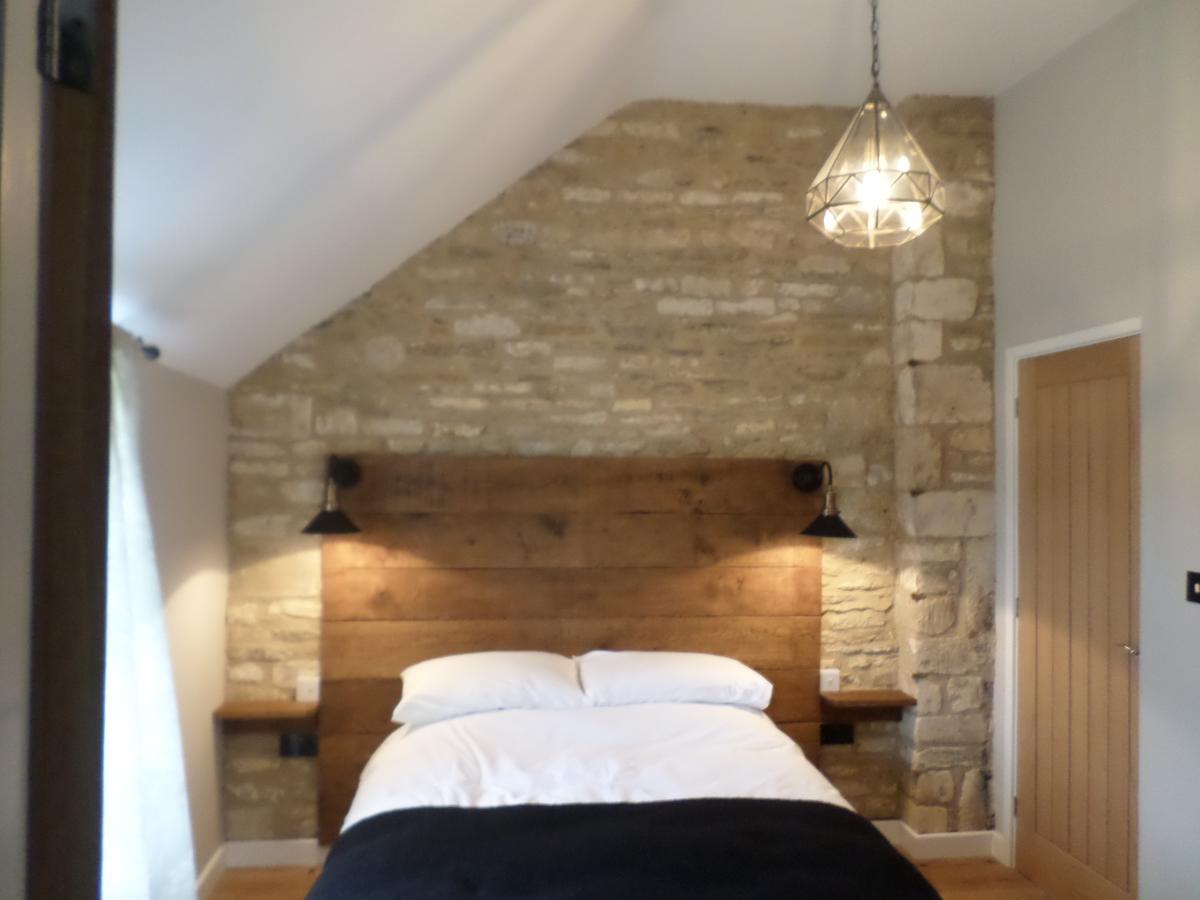 The Queen Matilda Country Rooms Avening Экстерьер фото